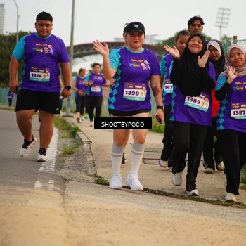 Runner Photo 8300410