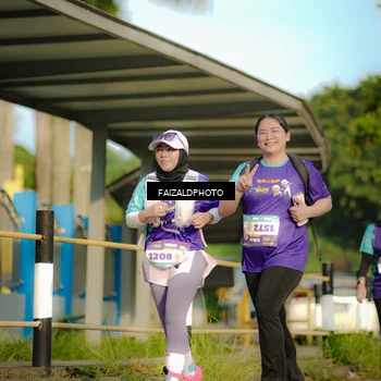 Runner Photo 8300414