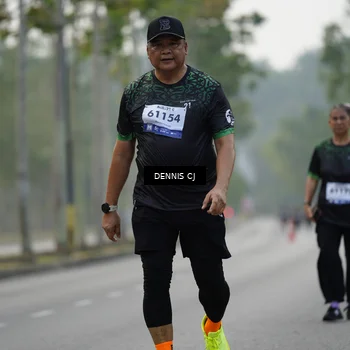 Runner Photo 8300422