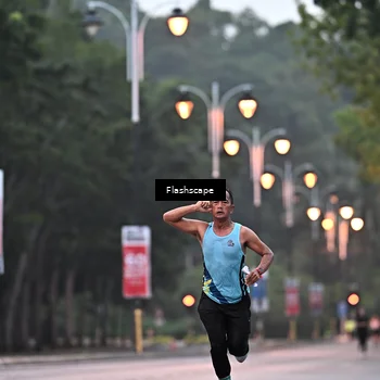 Runner Photo 8300438