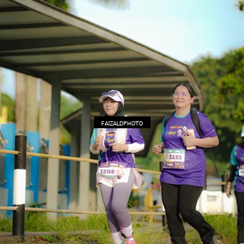 Runner Photo 8300453
