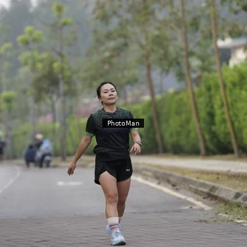 Runner Photo 8300474