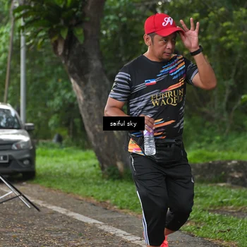 Runner Photo 8300489