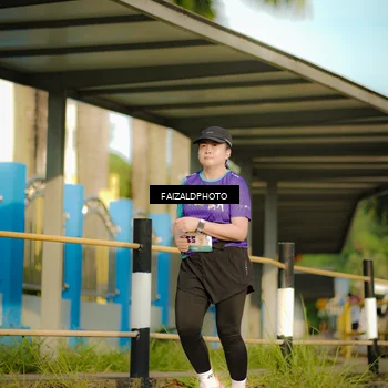 Runner Photo 8300510