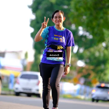 Runner Photo 8300534