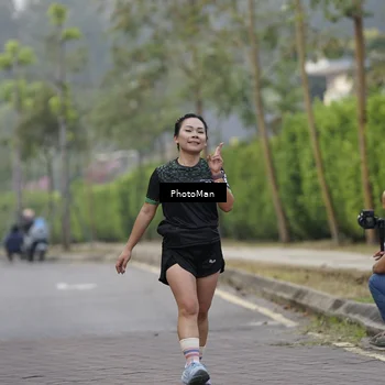 Runner Photo 8300565