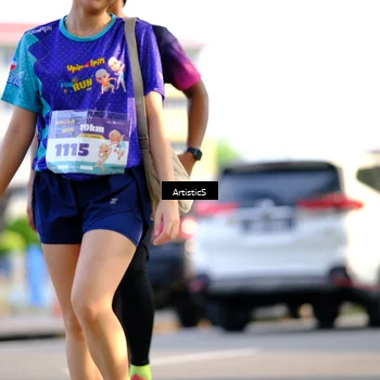 Runner Photo 8300593