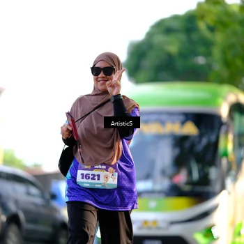 Runner Photo 8300622