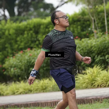 Runner Photo 8300625