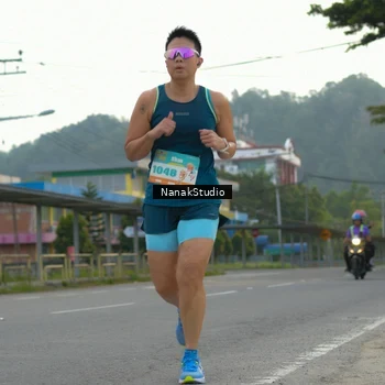 Runner Photo 8300658