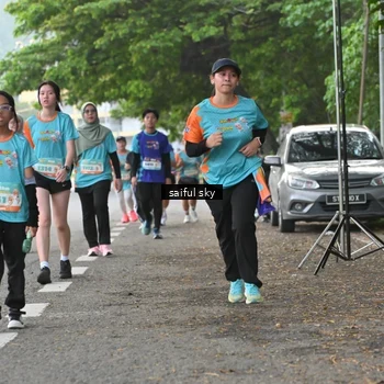 Runner Photo 8300661