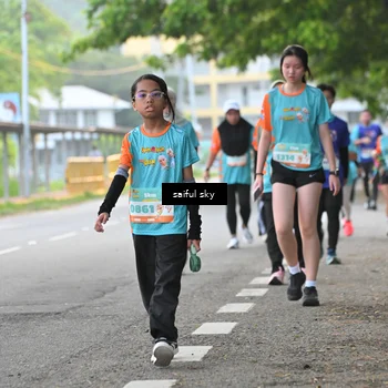 Runner Photo 8300666
