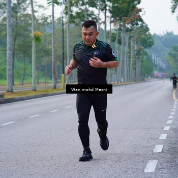 Runner Photo 8300667