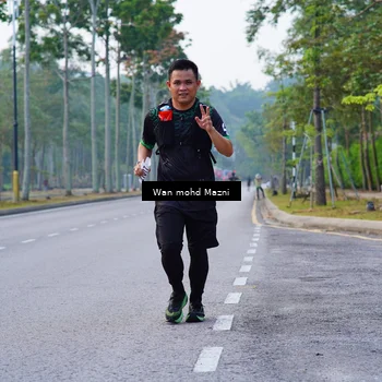 Runner Photo 8300682