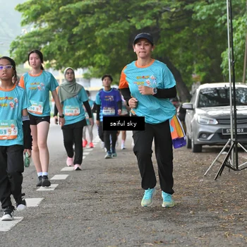 Runner Photo 8300683