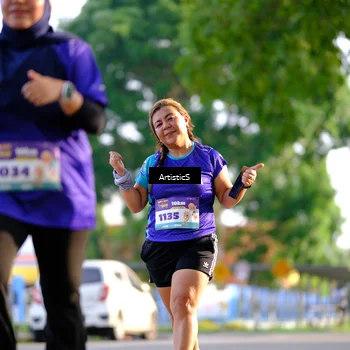 Runner Photo 8300718