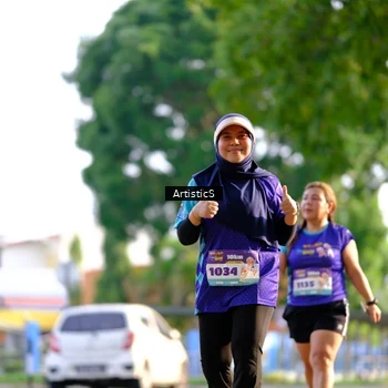 Runner Photo 8300728