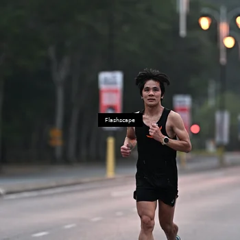 Runner Photo 8300754