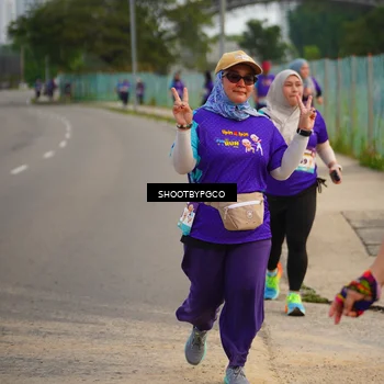 Runner Photo 8300763