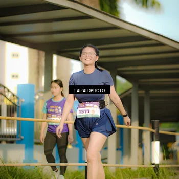 Runner Photo 8300773