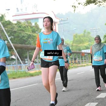 Runner Photo 8300775