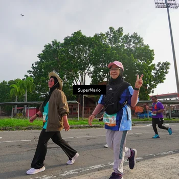 Runner Photo 8300805