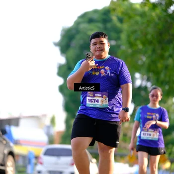 Runner Photo 8300819