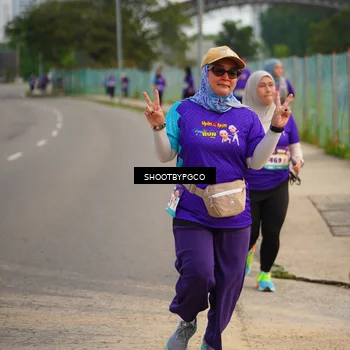 Runner Photo 8300820