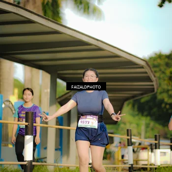 Runner Photo 8300834