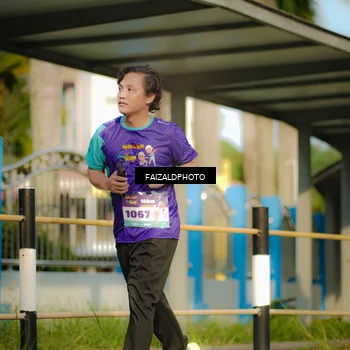 Runner Photo 8300840