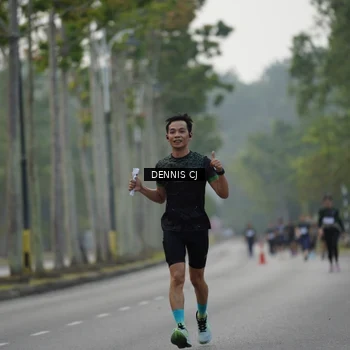 Runner Photo 8300854
