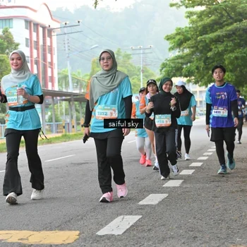 Runner Photo 8300857