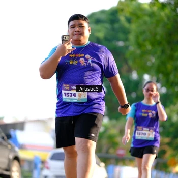 Runner Photo 8300860