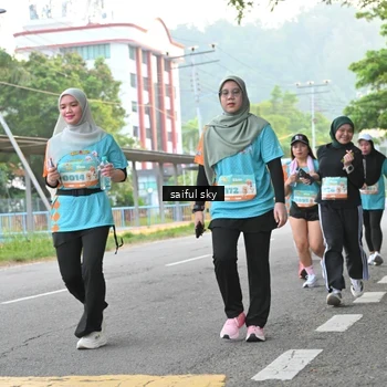Runner Photo 8300862