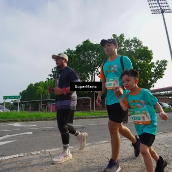 Runner Photo 8300865
