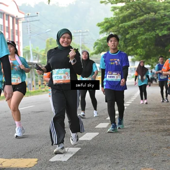 Runner Photo 8300871