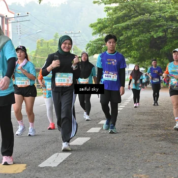 Runner Photo 8300876