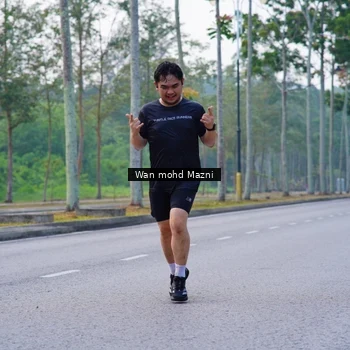 Runner Photo 8300877