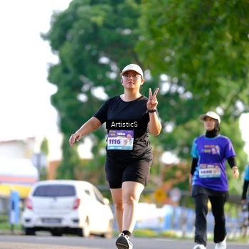 Runner Photo 8300880