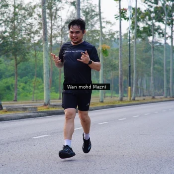 Runner Photo 8300882