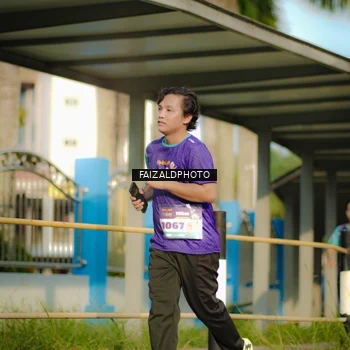 Runner Photo 8300884