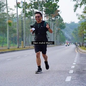 Runner Photo 8300885