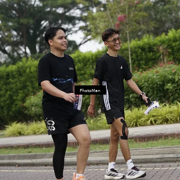Runner Photo 8300897