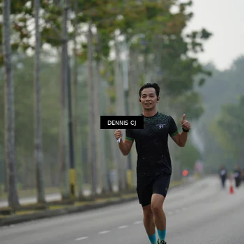 Runner Photo 8300907