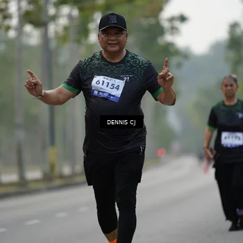 Runner Photo 8300912