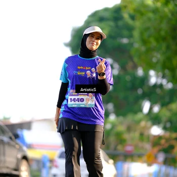Runner Photo 8300952