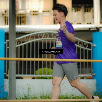 Runner Photo 8301003