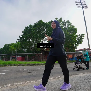 Runner Photo 8301037