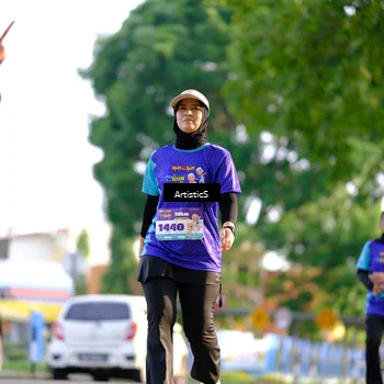 Runner Photo 8301050