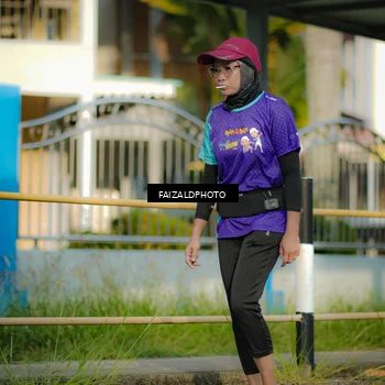 Runner Photo 8301080